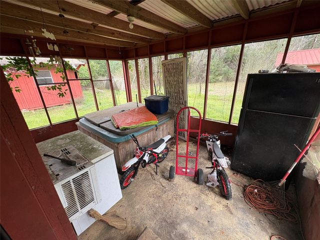 230 Deane Drive, Livingston, TX 77351