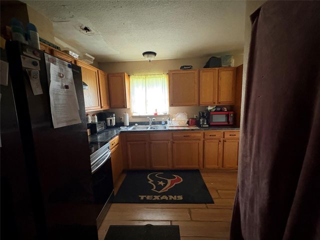 230 Deane Drive, Livingston, TX 77351