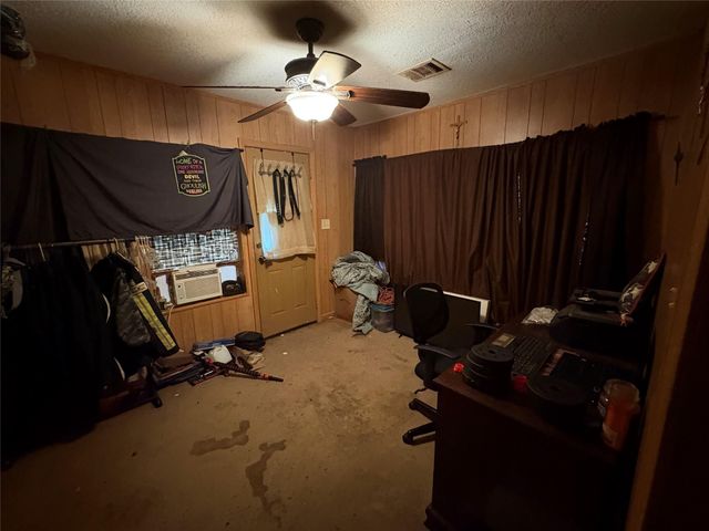 230 Deane Drive, Livingston, TX 77351