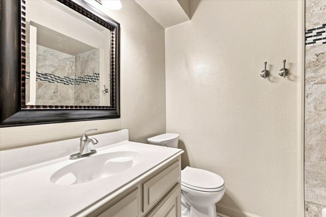 1903 Big Sky Drive, Lewisville, TX 75077