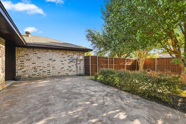 1903 Big Sky Drive, Lewisville, TX 75077
