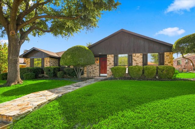 1903 Big Sky Drive, Lewisville, TX 75077