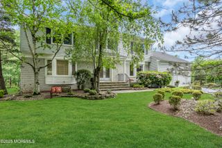 8 Eileen Lane, Marlboro, NJ 07746