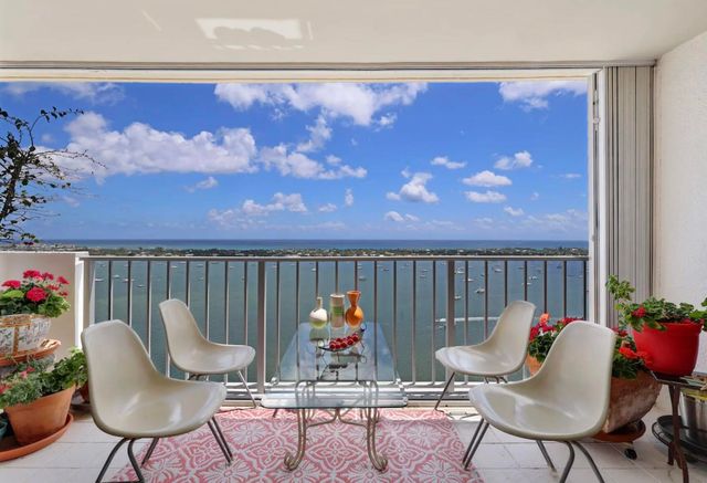 5600 N Flagler Drive 2509, West Palm Beach, FL 33407