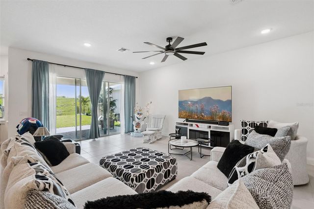 15652 GENTLE RAIN DRIVE, Winter Garden, FL 34787