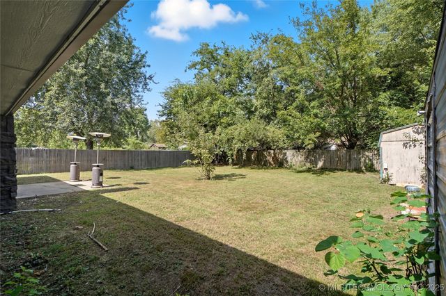 28489 E 139th Street S, Coweta, OK 74429