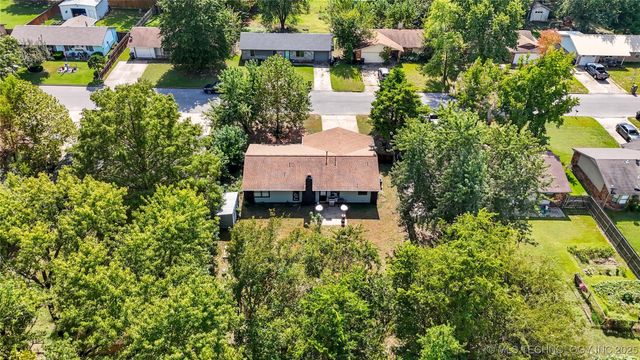 28489 E 139th Street S, Coweta, OK 74429