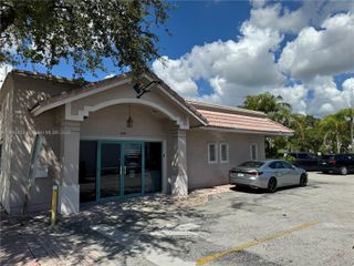 1955 Tyler St, Hollywood, FL 33020