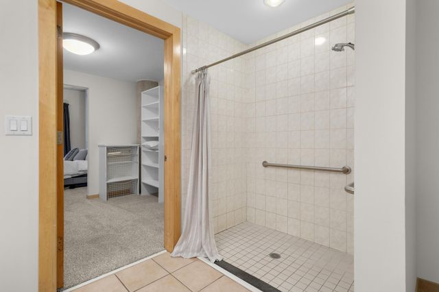 212 N 1st Street 202, Minneapolis, MN 55401