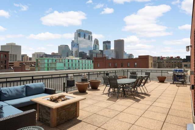 212 N 1st Street 202, Minneapolis, MN 55401