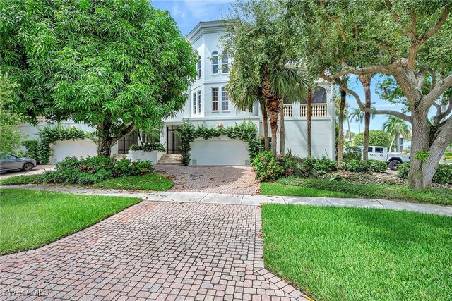 1004 5th ST S 502, Naples, FL 34102