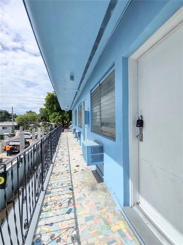 1565 SW 6th St, Miami, FL 33135