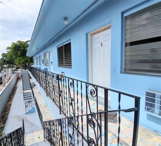 1565 SW 6th St, Miami, FL 33135