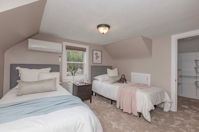 16 Norfolk Place, Sharon, MA 02067