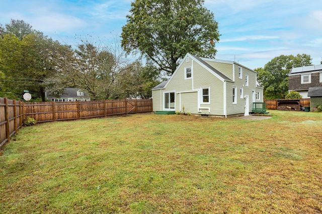 16 Norfolk Place, Sharon, MA 02067