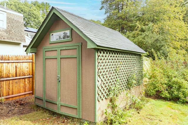 16 Norfolk Place, Sharon, MA 02067