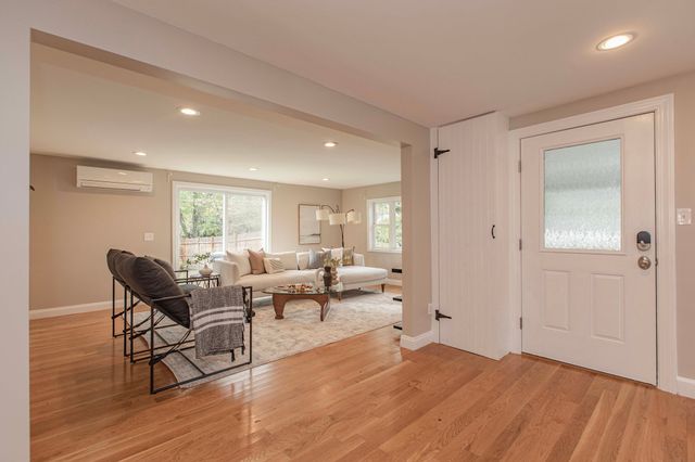 16 Norfolk Place, Sharon, MA 02067