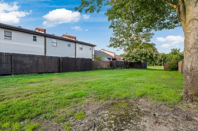 78 Greenwood Loop Rd, Brick Twp., NJ 08724