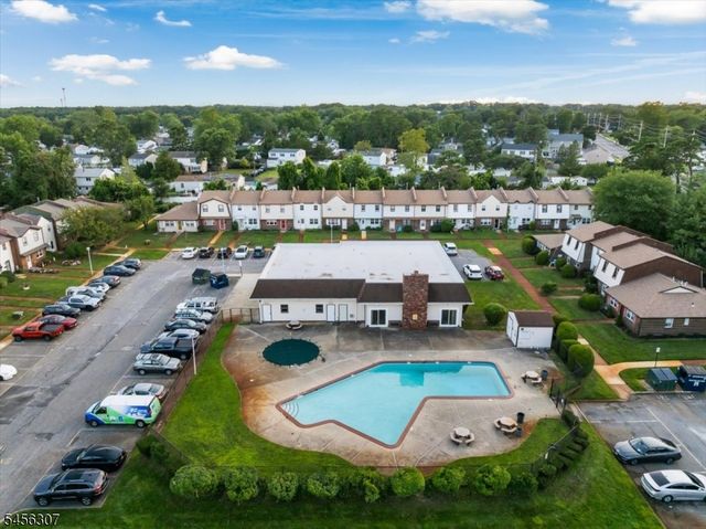 78 Greenwood Loop Rd, Brick Twp., NJ 08724