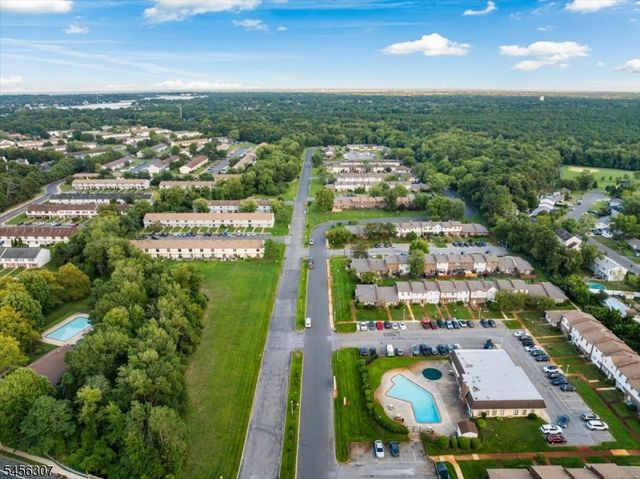 78 Greenwood Loop Rd, Brick Twp., NJ 08724