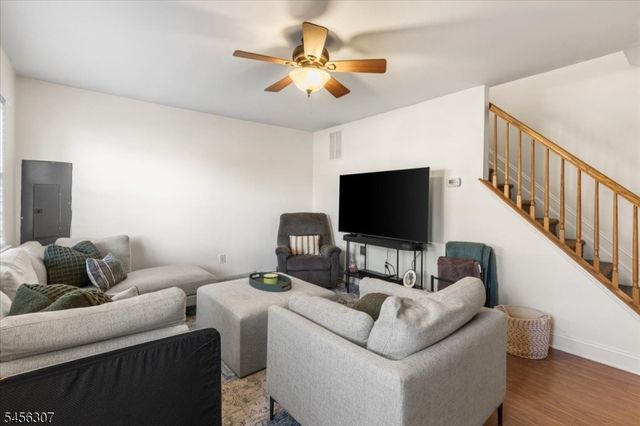 78 Greenwood Loop Rd, Brick Twp., NJ 08724