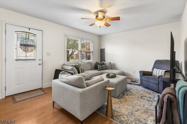 78 Greenwood Loop Rd, Brick Twp., NJ 08724