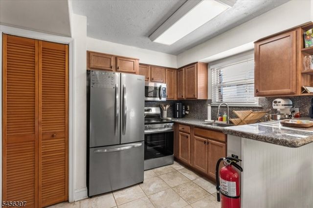 78 Greenwood Loop Rd, Brick Twp., NJ 08724
