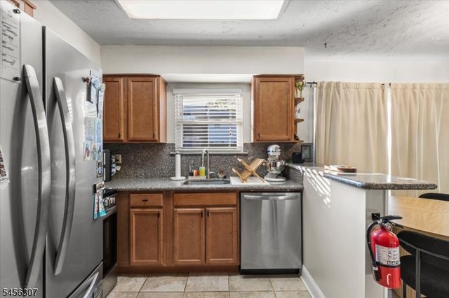 78 Greenwood Loop Rd, Brick Twp., NJ 08724