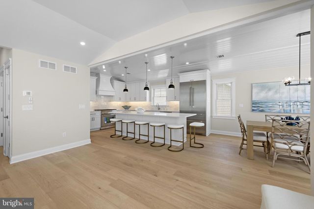 6 E MARINE LN, Long Beach Township, NJ 08008