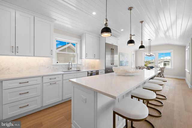 6 E MARINE LN, Long Beach Township, NJ 08008