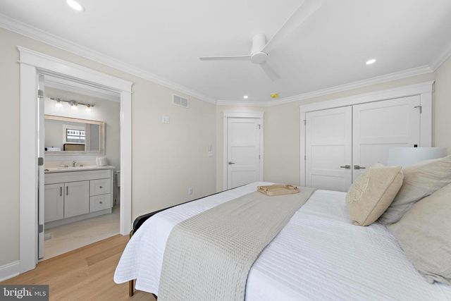 6 E MARINE LN, Long Beach Township, NJ 08008