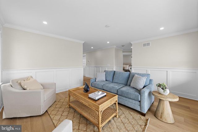 6 E MARINE LN, Long Beach Township, NJ 08008