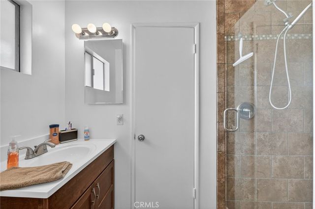 514 E Victory, Banning, CA 92220