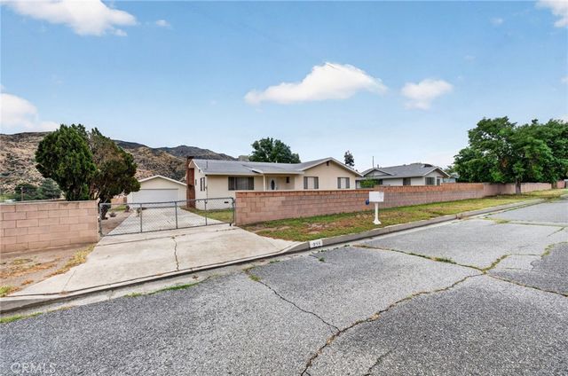 514 E Victory, Banning, CA 92220