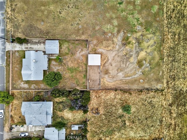 514 E Victory, Banning, CA 92220