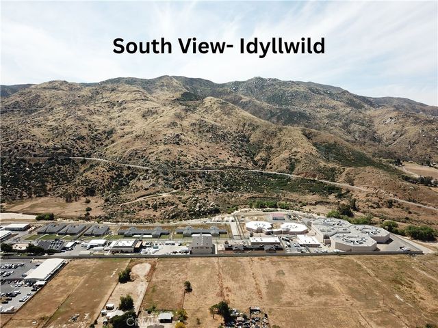 514 E Victory, Banning, CA 92220