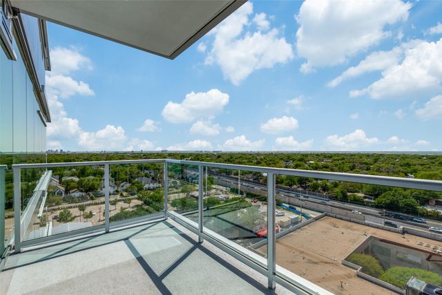 8119 Douglas Avenue 706, Dallas, TX 75225