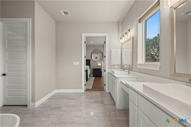 120 Rancho Deluxe, Liberty Hill, TX 78642
