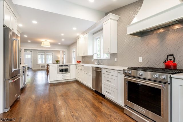 65 Ferndale Ave, Glen Rock Boro, NJ 07452