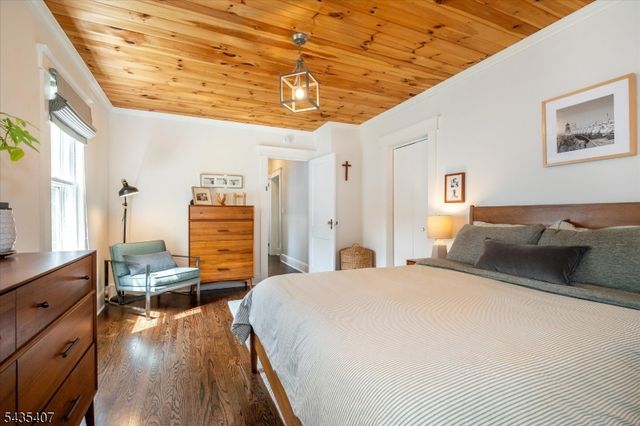 65 Ferndale Ave, Glen Rock Boro, NJ 07452