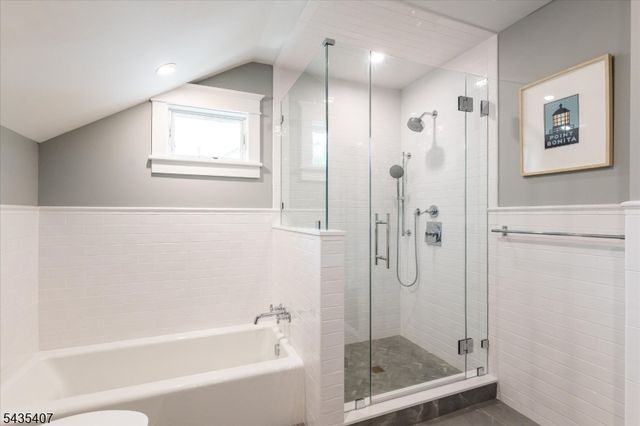 65 Ferndale Ave, Glen Rock Boro, NJ 07452