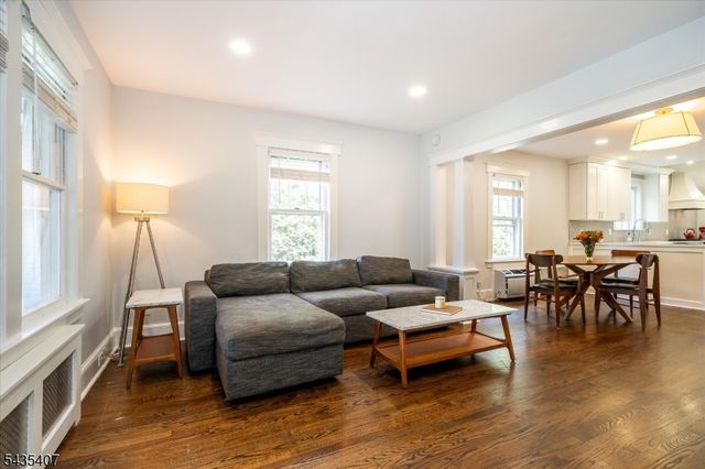 65 Ferndale Ave, Glen Rock Boro, NJ 07452
