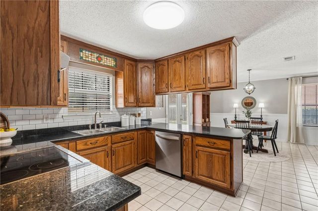 2895 Crabtree Court, Mobile, AL 36618