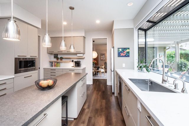 11770 Beaver Bar Ct, Gold River, CA 95670