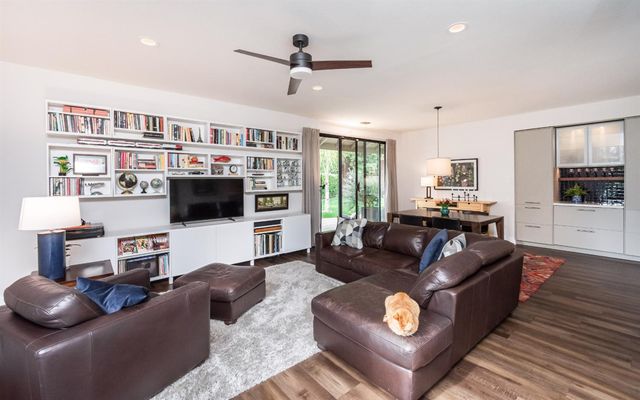 11770 Beaver Bar Ct, Gold River, CA 95670