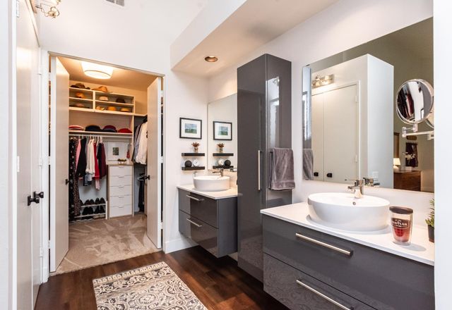 11770 Beaver Bar Ct, Gold River, CA 95670