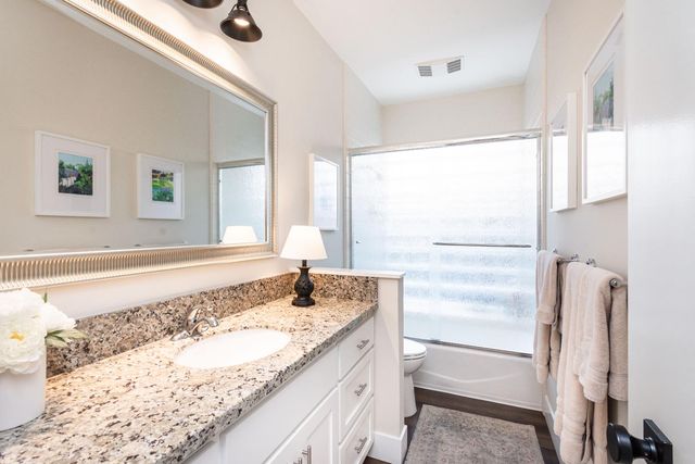 11770 Beaver Bar Ct, Gold River, CA 95670