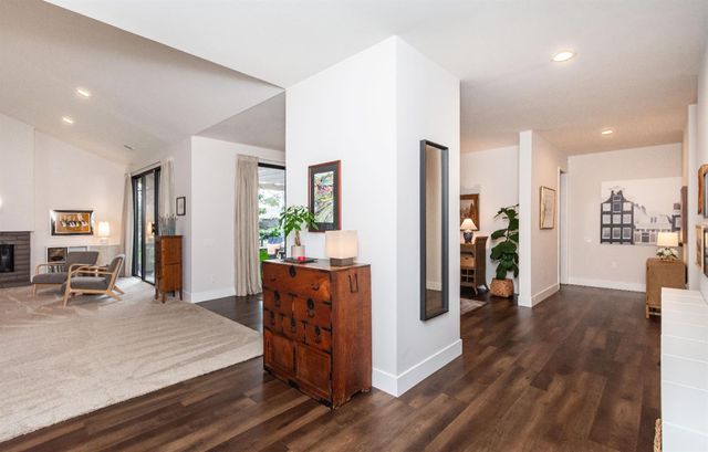 11770 Beaver Bar Ct, Gold River, CA 95670