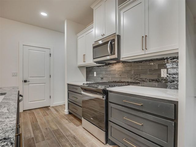 1817 Long Cove Avenue, Yukon, OK 73099