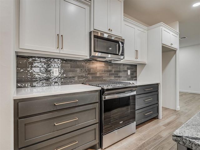 1817 Long Cove Avenue, Yukon, OK 73099